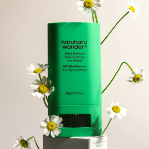 Haruharu WONDER - Black Bamboo Daily Soothing Sun Shield SPF50+ PA++++ Unscented 20g - Image 2