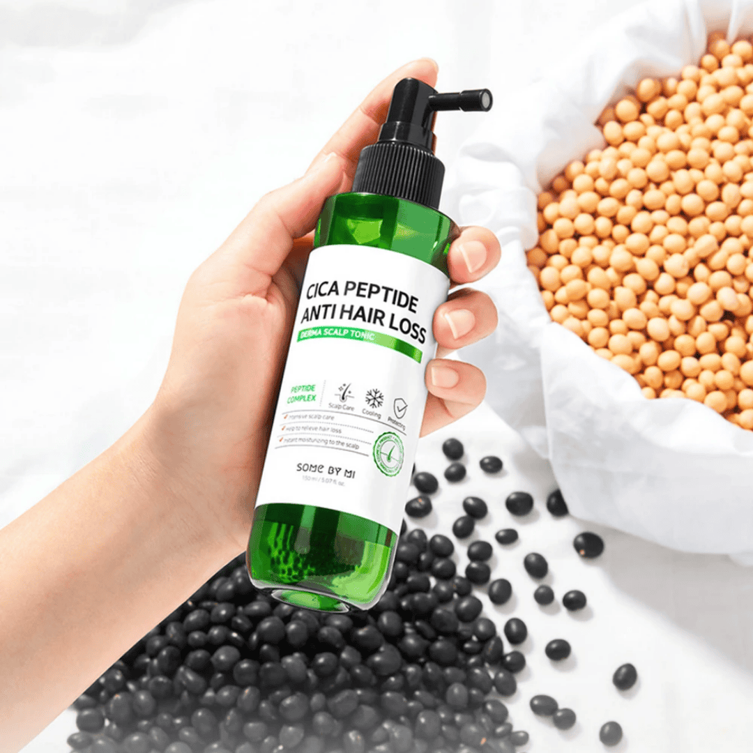 Cica Peptid Anti Hårtab tonic i grøn flaske, skønhedsprodukt til hårvækst og hårtab behandling. Effektiv hårpleje med naturlige ingredienser til sundere hår.